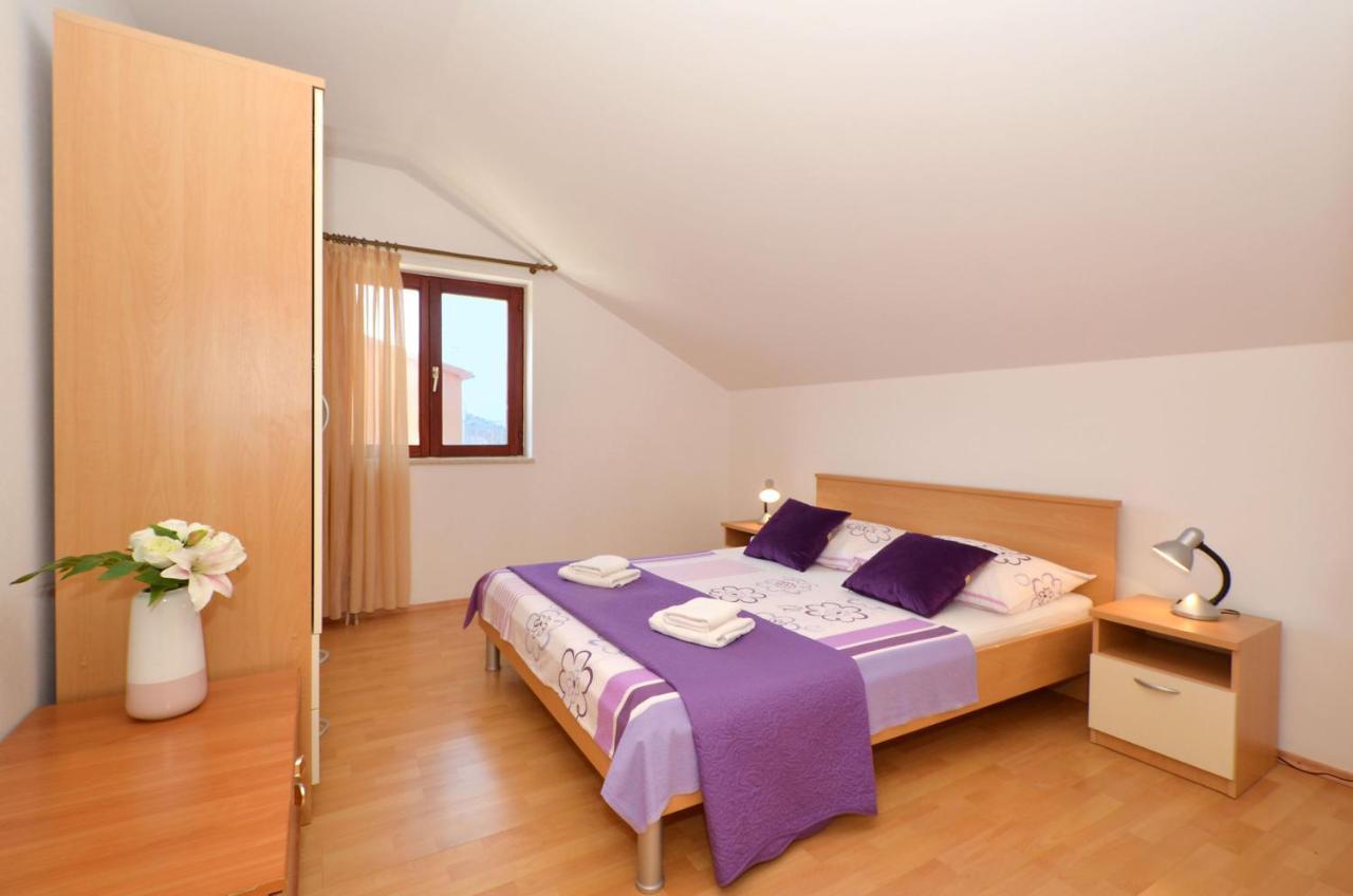 Apartments Pitesa Trogir Zewnętrze zdjęcie