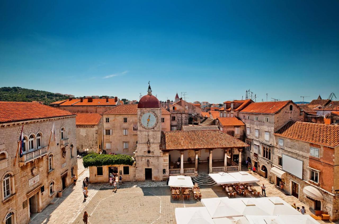 Apartments Pitesa Trogir Zewnętrze zdjęcie