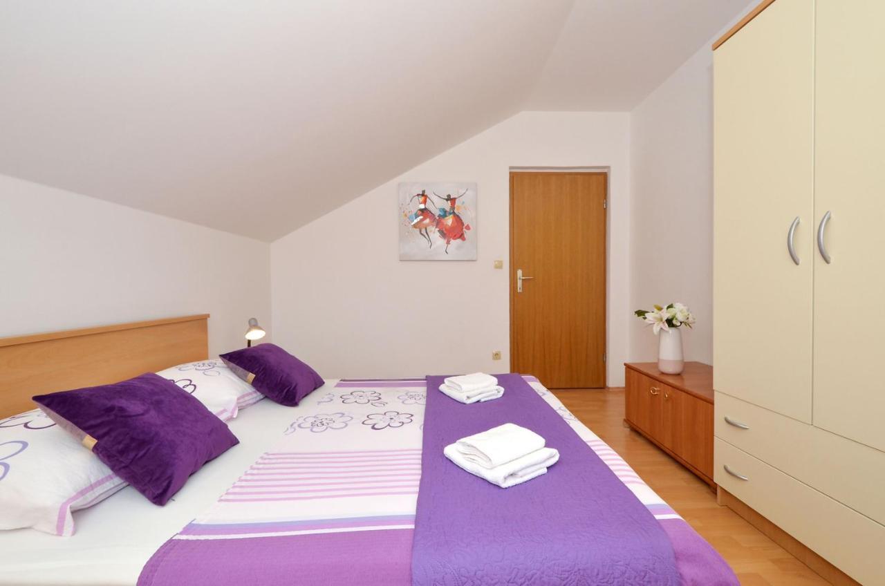 Apartments Pitesa Trogir Zewnętrze zdjęcie