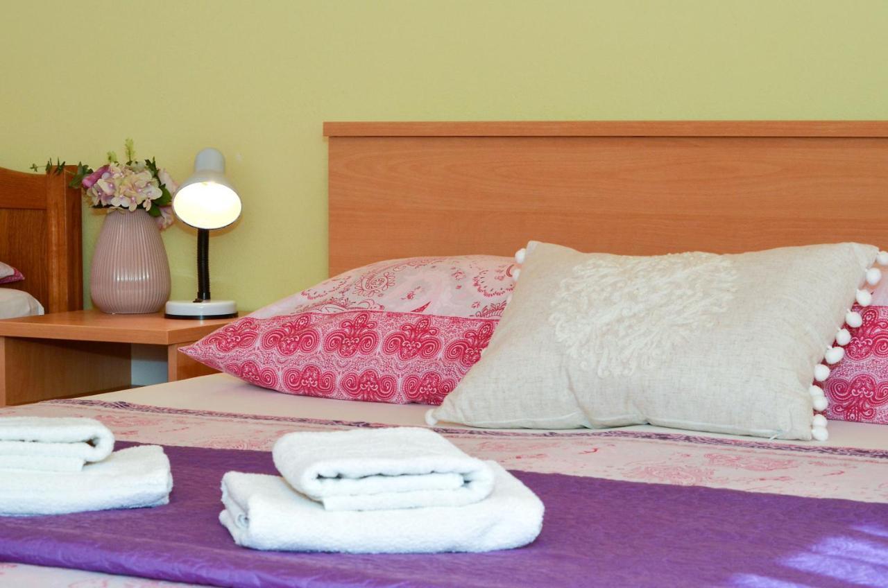 Apartments Pitesa Trogir Zewnętrze zdjęcie