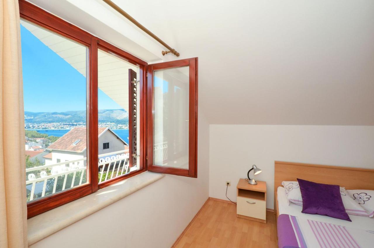 Apartments Pitesa Trogir Zewnętrze zdjęcie