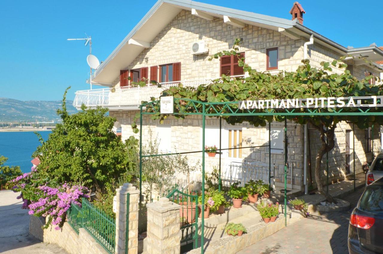 Apartments Pitesa Trogir Zewnętrze zdjęcie