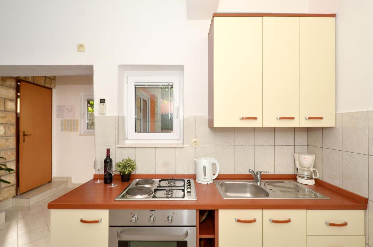 Apartments Pitesa Trogir Zewnętrze zdjęcie