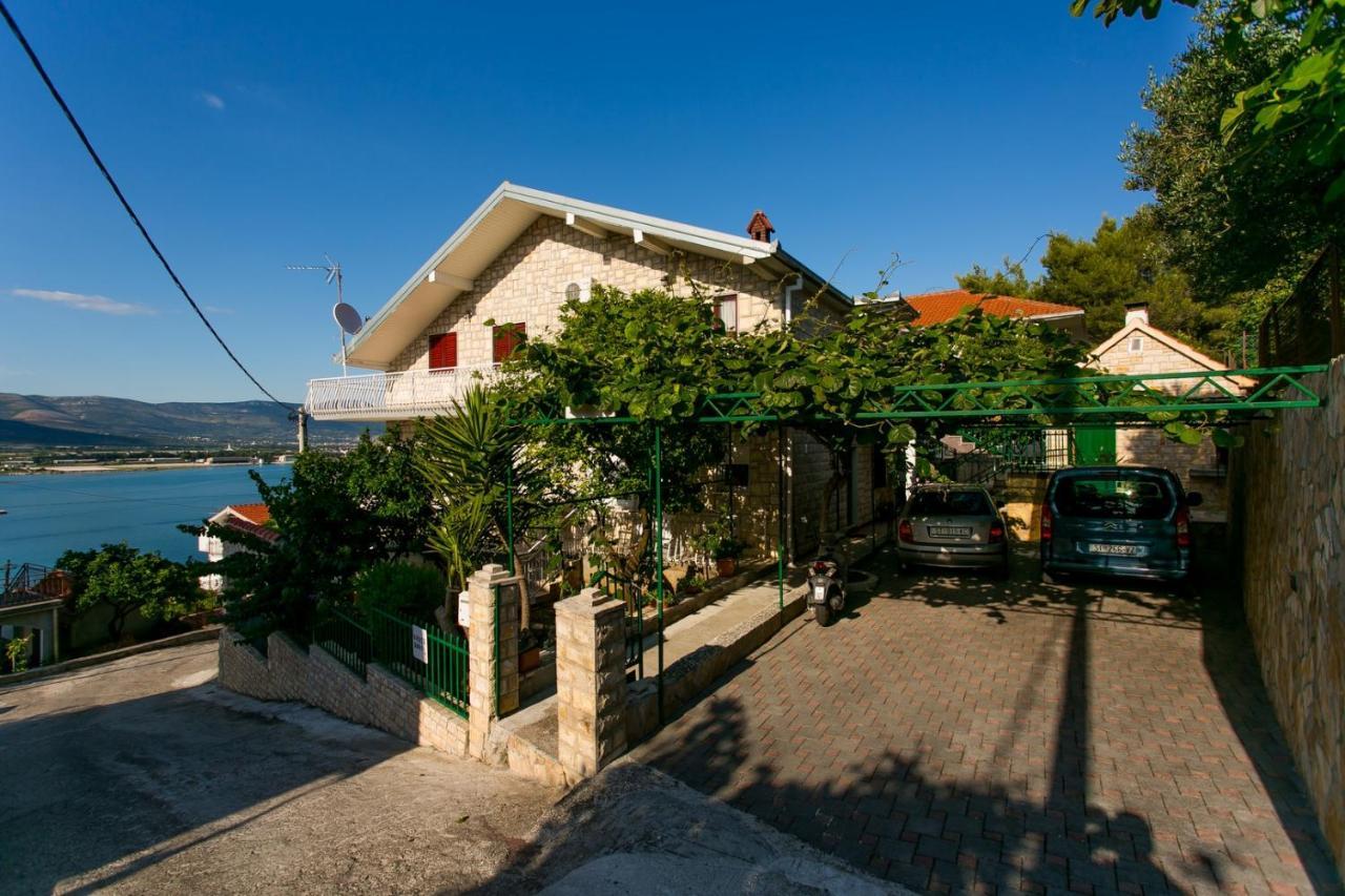 Apartments Pitesa Trogir Zewnętrze zdjęcie